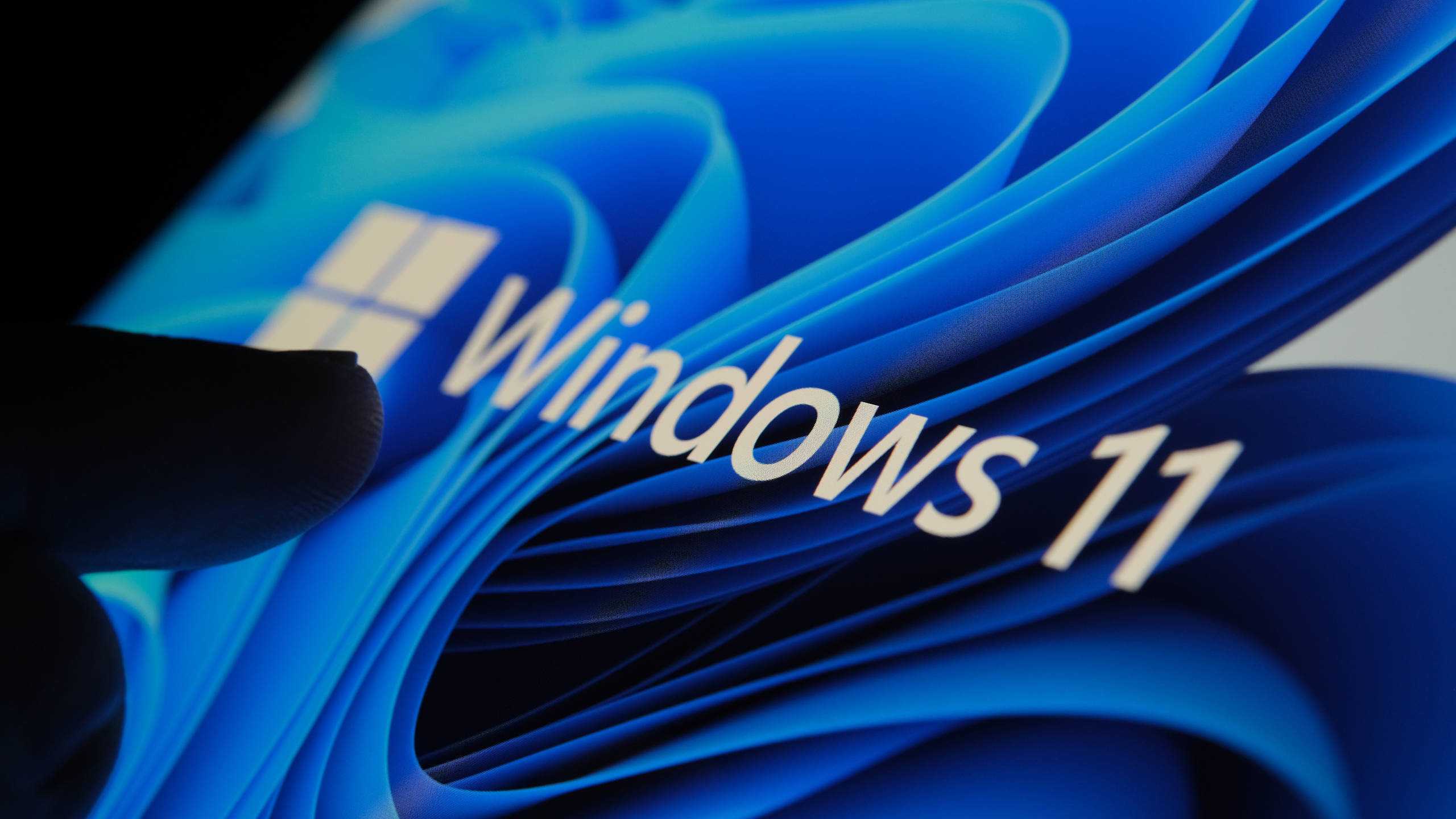 windows laptop office update